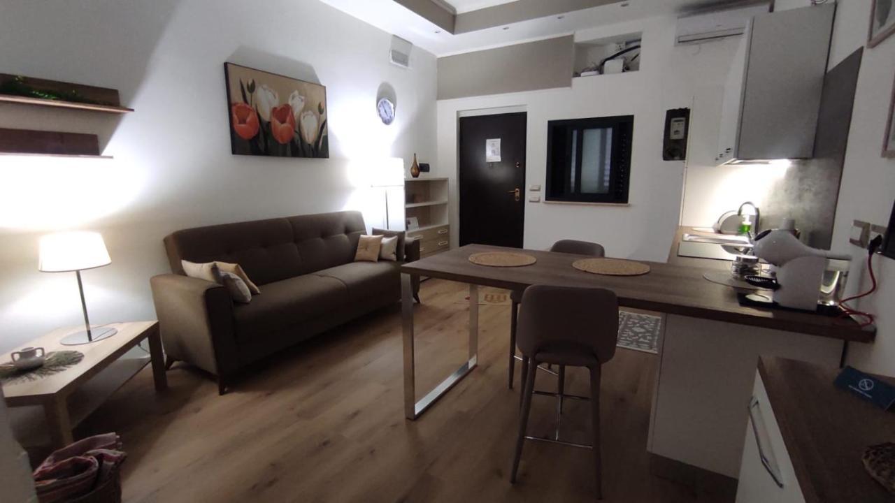 Marina Apartments Catanzaro Luaran gambar