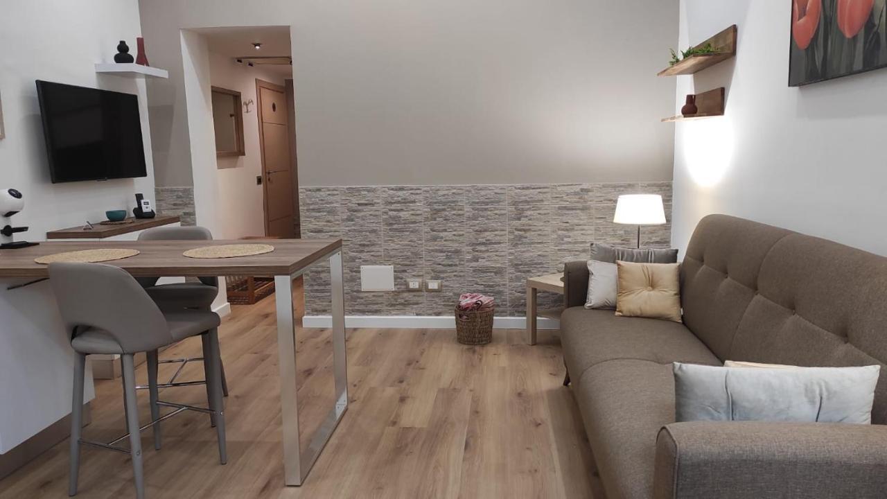 Marina Apartments Catanzaro Luaran gambar