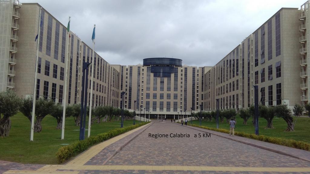 Marina Apartments Catanzaro Luaran gambar